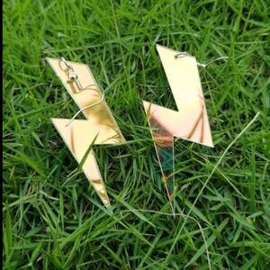 NWOT Holographic Lightning 🌩 Earrings